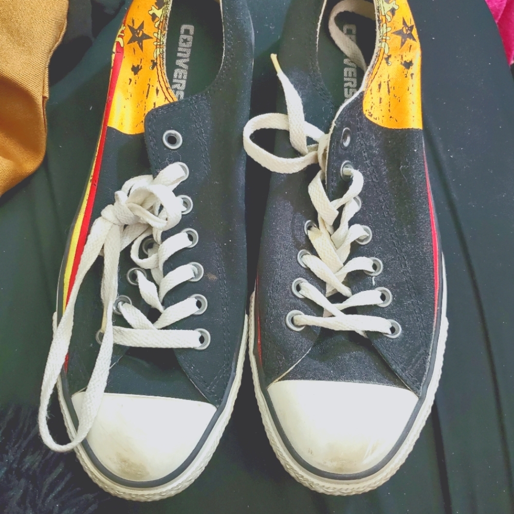 Converse